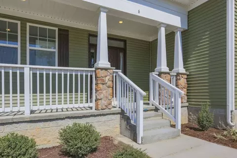 Exterior - 234 Hall Rd, Hampton, VA 23664 photo 2 of 18