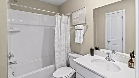 Bath - 1566 Bentstalk Dr, Frederick, MD 21703 photo 11 of 11
