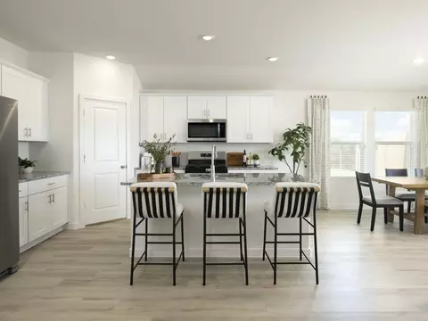 Kitchen - 303 Eldora Dr, Nevada, TX 75173 photo 2 of 3