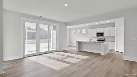 Living - 191 Buckeye Rd, Guyton, GA 31312 photo 1 of 4
