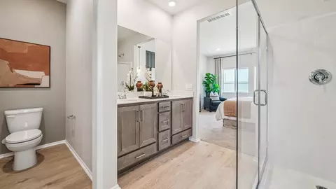 Bath - 30752 Corte Tulipan, Winchester, CA 92596 photo 1 of 2