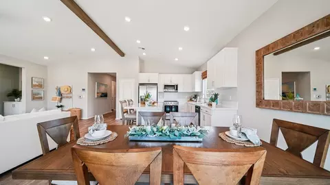 Dining - 30752 Corte Tulipan, Winchester, CA 92596 photo 4 of 4