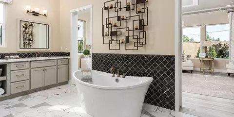 Bath - 1681 N Shirley Ave, Clovis, CA 93619 photo 1 of 2
