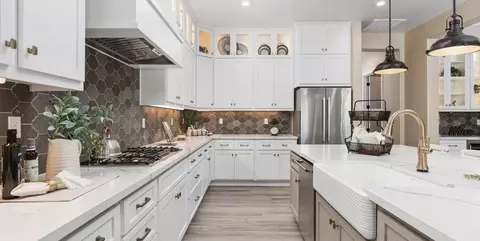 Kitchen - 1681 N Shirley Ave, Clovis, CA 93619 photo 1 of 5
