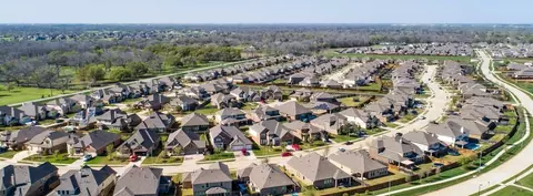 2719 Pueblo Falls Dr, Richmond, TX 77406
