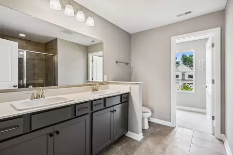 Bath - 5429 Valleydale Rd, Powell, OH 43065 photo 1 of 4