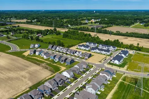 View/Area - 5429 Valleydale Rd, Powell, OH 43065 photo 2 of 10