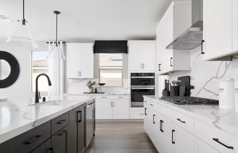 Kitchen - 26735 Silver Ore Rd, Menifee, CA 92585 photo 7 of 7