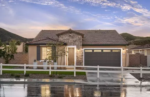 Exterior - 26735 Silver Ore Rd, Menifee, CA 92585 photo 6 of 7