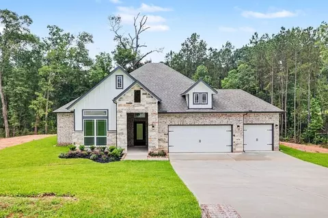 9570 Moss Rose Ln, Willis, TX 77378