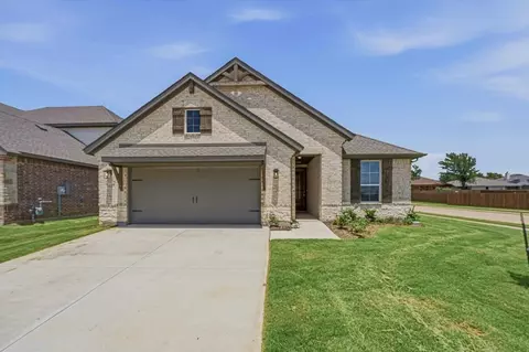 3415 Helena St, Gainesville, TX 76240