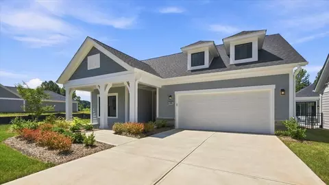 3048 Five Creek Rd, Charlotte, NC 28213