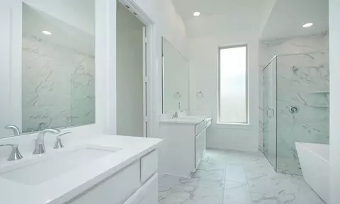 Bath - 204 Shady Spring Trl, Georgetown, TX 78628 photo 1 of 3