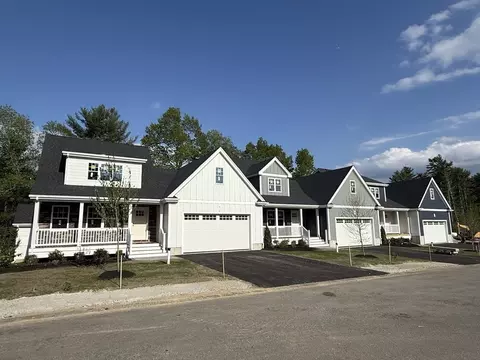 766 Temple St, Duxbury, MA 02332