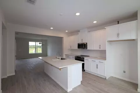 Kitchen - 1365 Hyde St, Saint Cloud, FL 34771 photo 2 of 6