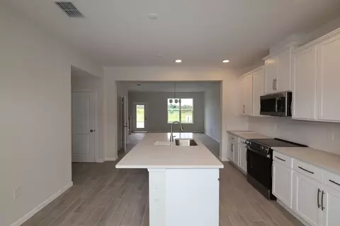 Kitchen - 1365 Hyde St, Saint Cloud, FL 34771 photo 3 of 6