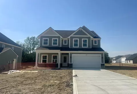209 Maddoxx Dr, London, OH 43140