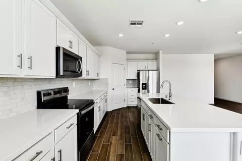 Kitchen - 1292 Revere Loop, Galt, CA 95632 photo 1 of 3