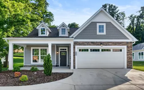Exterior - 311 Tailrace Dr, Abingdon, VA 24210 photo 5 of 14