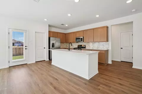 3732 Canby Oak Blf, Seguin, TX 78155