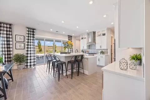 Kitchen - 2036 Pinehurst Dr, Lincoln, CA 95648 photo 4 of 6