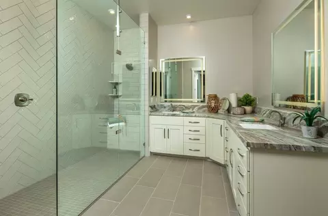 Bath - 2036 Pinehurst Dr, Lincoln, CA 95648 photo 3 of 4