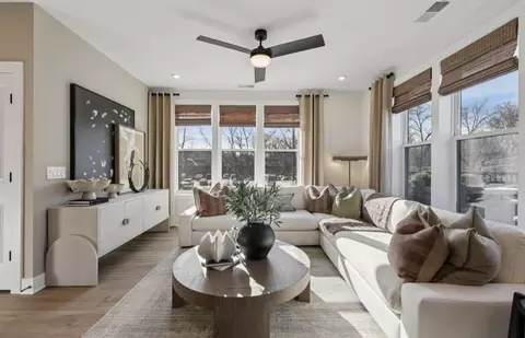 Living - 1121 Fortune Ter, Potomac, MD 20854 photo 1 of 3