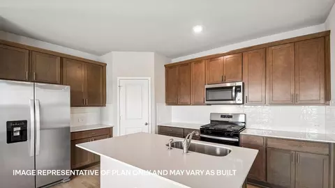Kitchen - 13405 Eppright Trce, Manor, TX 78653 photo 1 of 4