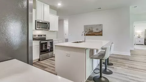 Kitchen - 5876 Tripletail Dr, Milton, FL 32583 photo 3 of 5