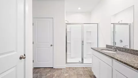 Bath - 8310 Seaside Dr, Hixson, TN 37363 photo 1 of 4