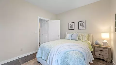 Bedroom - 8310 Seaside Dr, Hixson, TN 37363 photo 2 of 11