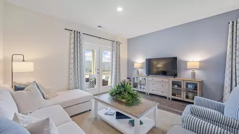 Living - 8310 Seaside Dr, Hixson, TN 37363 photo 3 of 3