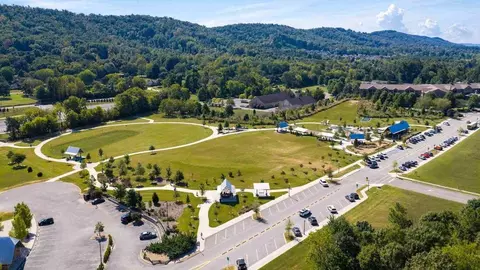 View/Area - 8310 Seaside Dr, Hixson, TN 37363 photo 3 of 4