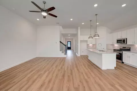 Living - 244 Draper Shadows Dr, Willis, TX 77378 photo 4 of 7