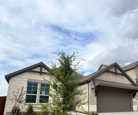 10004 Birchpoint Dr, Fort Worth, TX 76108
