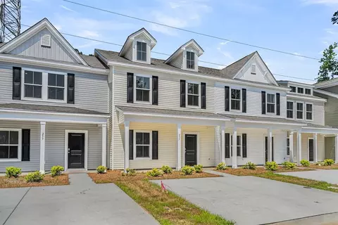 237 Harding Ln, Goose Creek, SC 29445