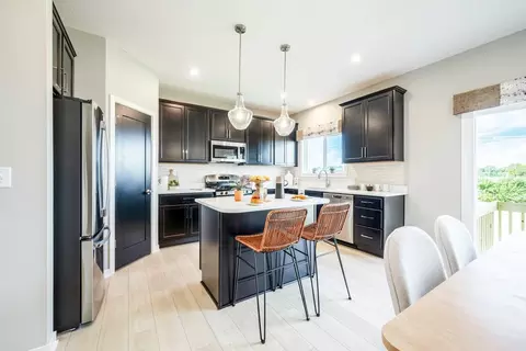 Kitchen - 175 Westwoods Rd, Wright City, MO 63390 photo 2 of 11