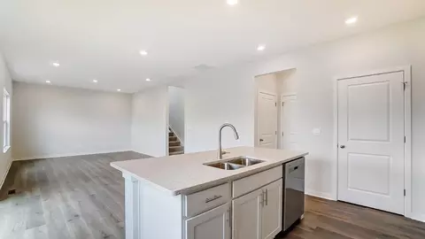Kitchen - 1797 Jacko Ln, Circleville, OH 43113 photo 2 of 7