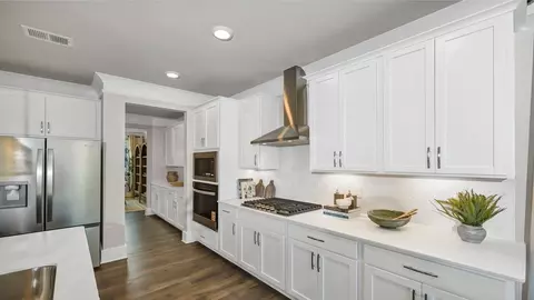 Kitchen - 511 Lancashire Ln, Irmo, SC 29063 photo 8 of 10