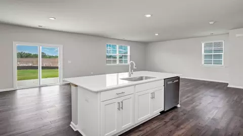Kitchen - 511 Lancashire Ln, Irmo, SC 29063 photo 4 of 10