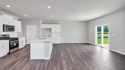 Kitchen - 511 Lancashire Ln, Irmo, SC 29063 photo 5 of 10