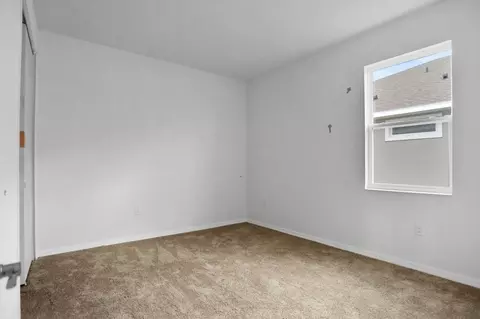 Bedroom - 7414 Sea Manatee St, Parrish, FL 34219 photo 6 of 8