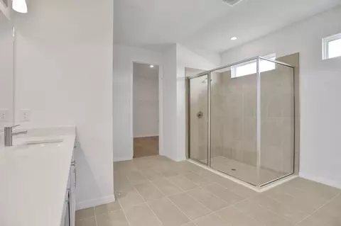 Bath - 7414 Sea Manatee St, Parrish, FL 34219 photo 2 of 4
