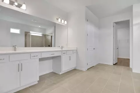 Bath - 7414 Sea Manatee St, Parrish, FL 34219 photo 4 of 4