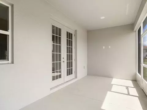 Exterior - 5386 Duxford Cir, Saint Cloud, FL 34771 photo 4 of 8