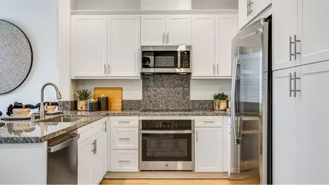 Kitchen - 2802 Bottas Privado, Ontario, CA 91762 photo 2 of 5