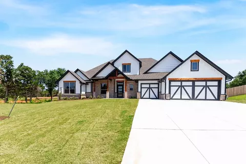 10237 Acorn Ridge Rd, Edmond, OK 73034