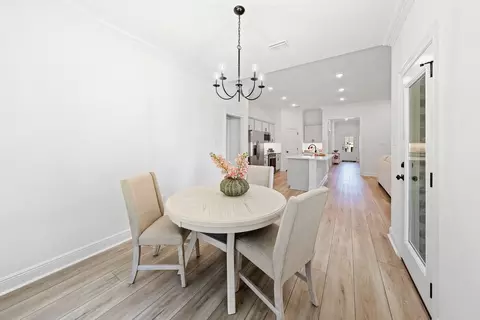 Dining - 8395 Eagle Pointe Rd, Pensacola, FL 32526 photo 1 of 1