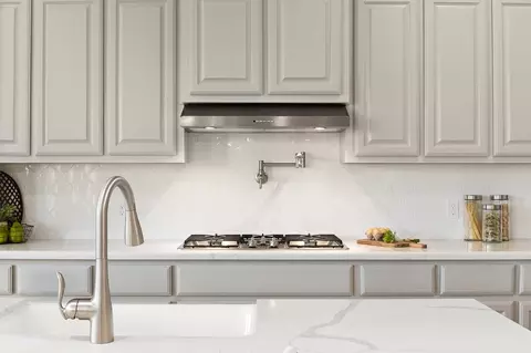 Kitchen - 6508 Anaqua Loop, Mcallen, TX 78504 photo 11 of 15