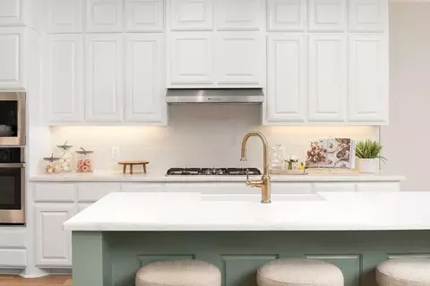 Kitchen - 6508 Anaqua Loop, Mcallen, TX 78504 photo 12 of 16